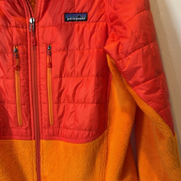 Patagonia men’s medium fleece/puffer ￼ - Picture 3 of 4